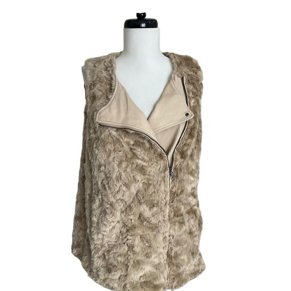 AX Armani Exchange Faux Fur Vest S Beige Mob Wife cabincore cozy soft girl - Picture 15 of 16